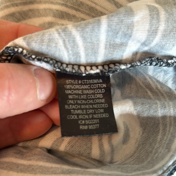 Sanctuary Top black and white boxy top - Picture 7 of 7